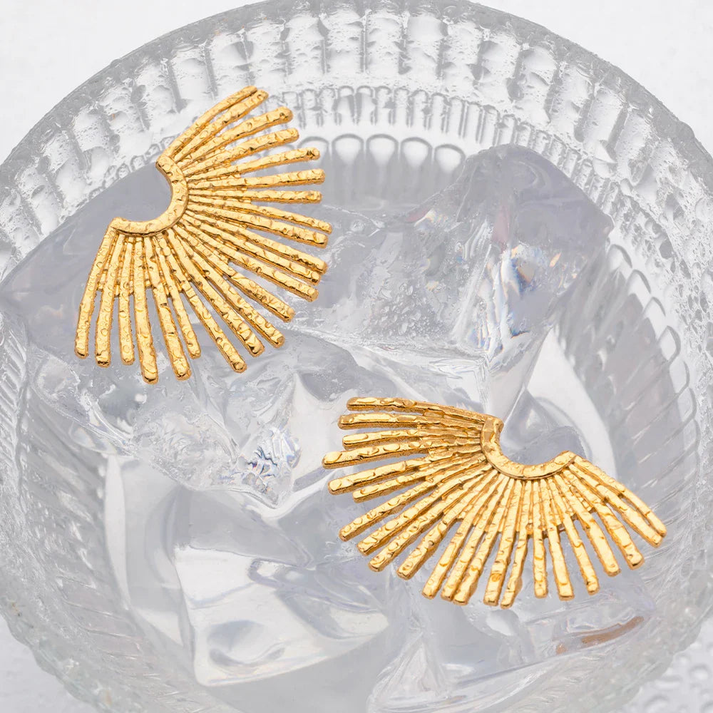 Hollow Gold Pendant Earrings