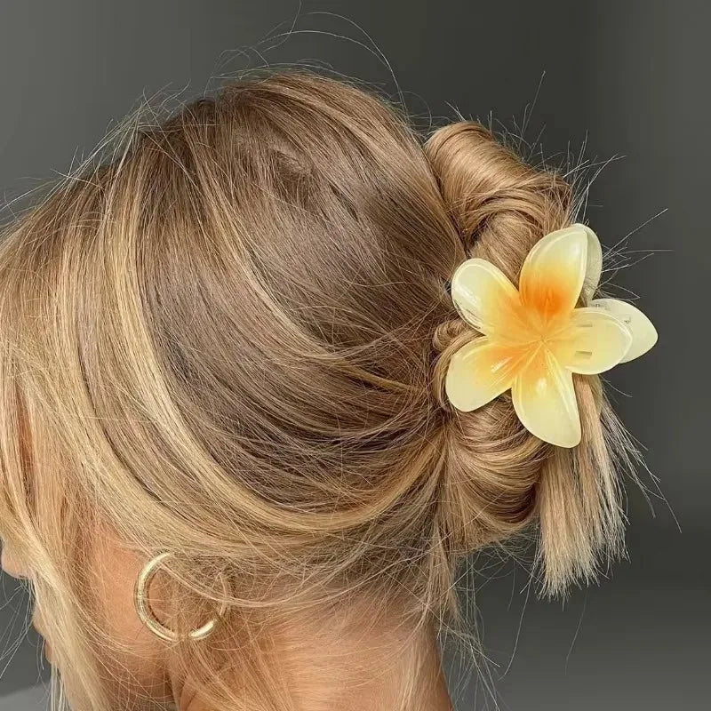 Flower Claw Clip