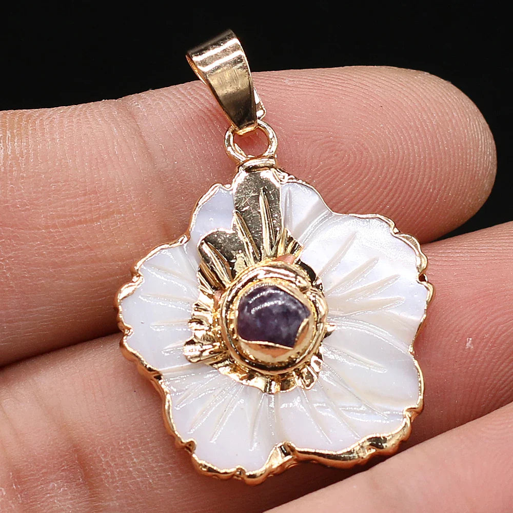 Natural Shell Flower Pendant