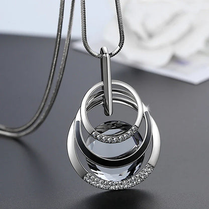 Women’s Long Pendant Necklace