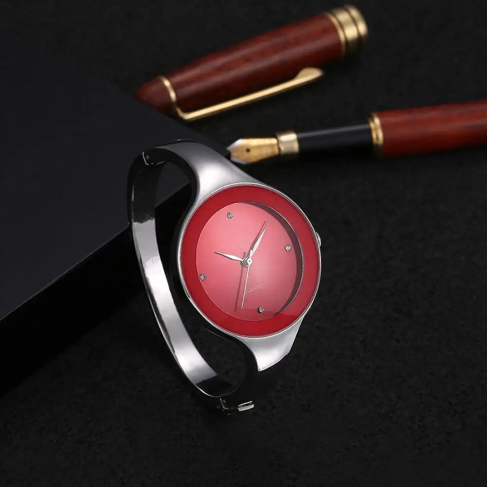 Women Quartz Bangle Watch