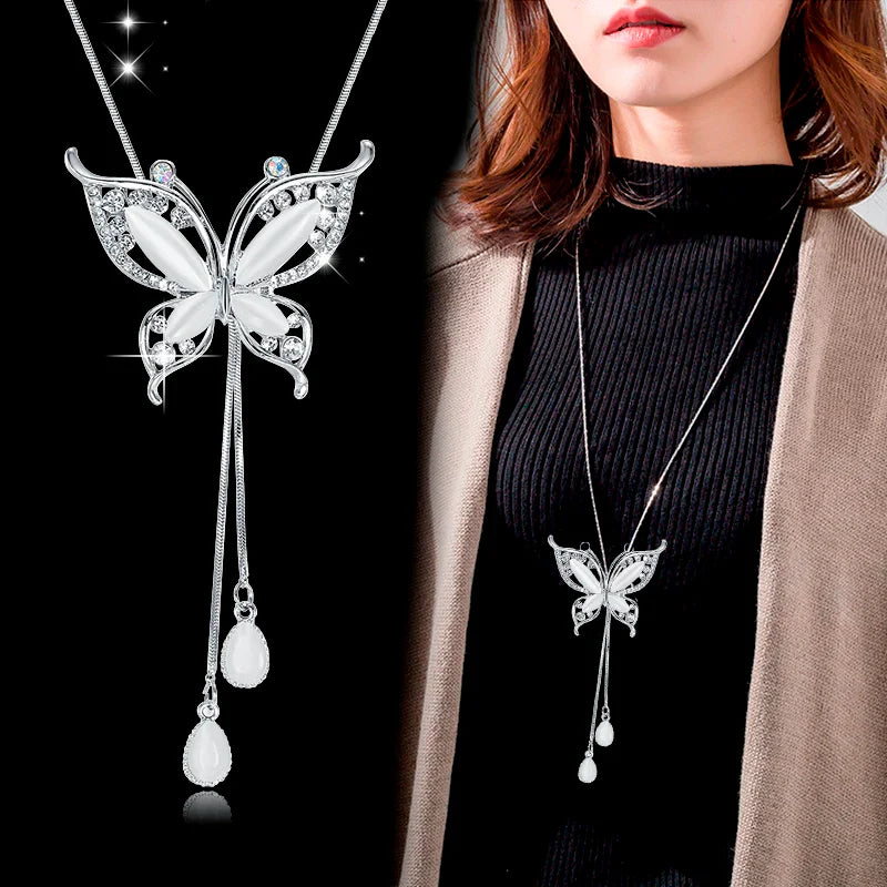 Women’s Long Pendant Necklace