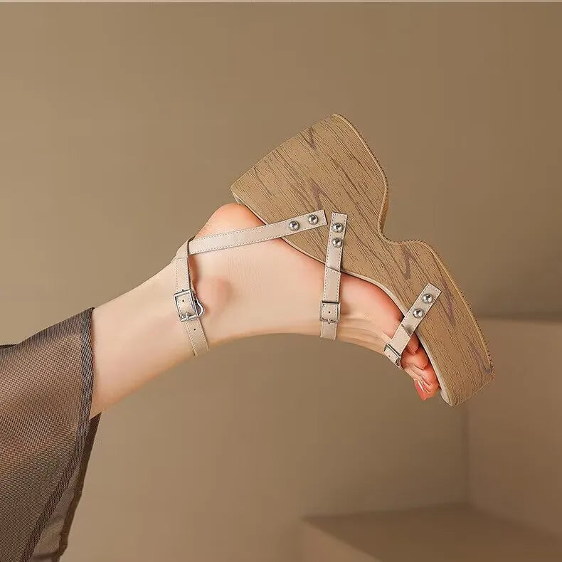 Women Cross Strap Platform Sandals