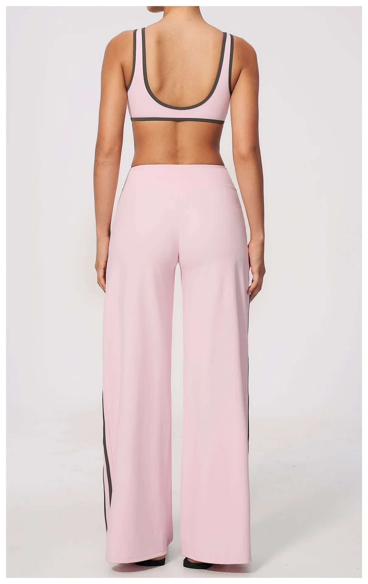 Nylon Striped Sleeveless True-To-Size Fit Two-Piece Yoga Set