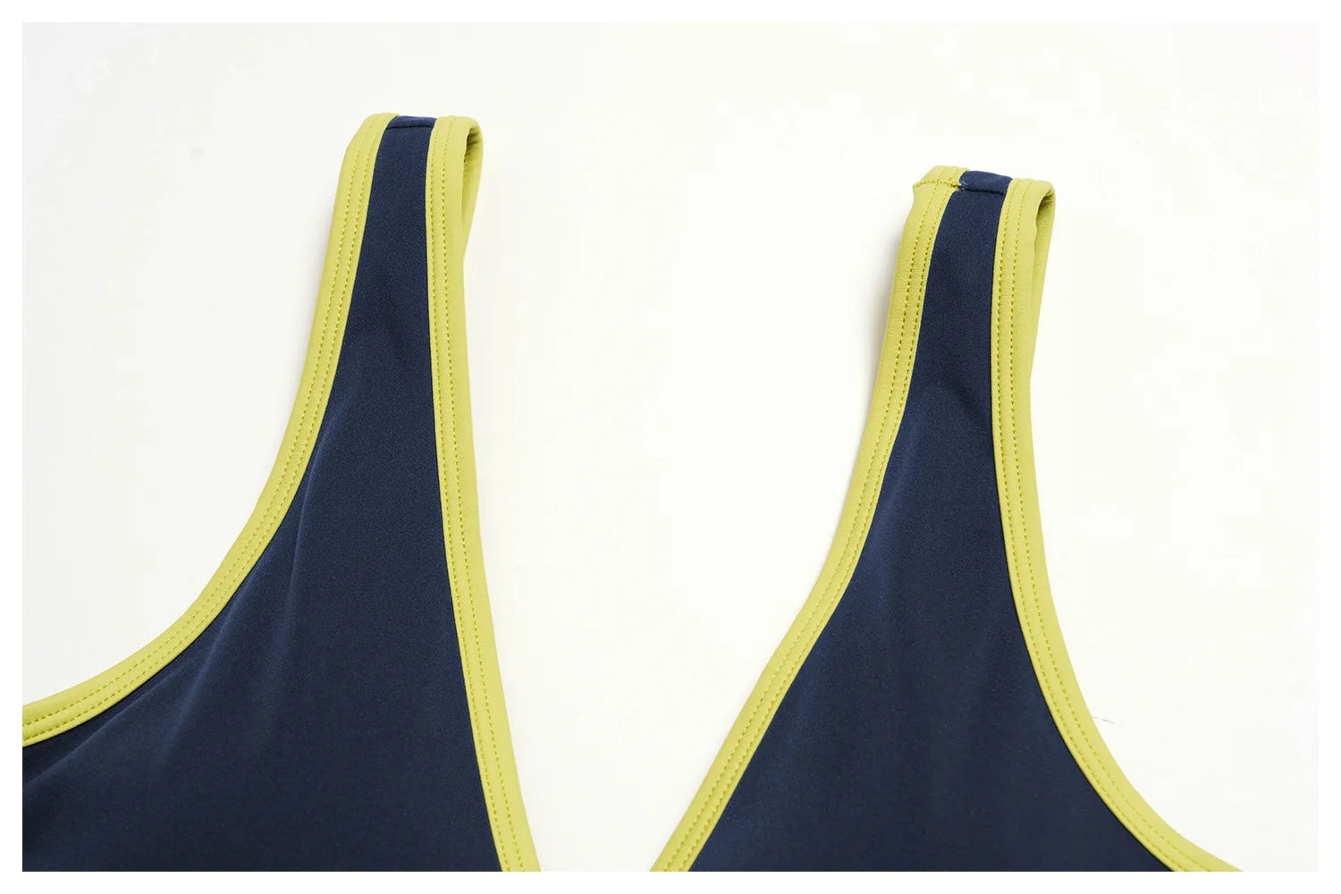 Nylon Striped Sleeveless True-To-Size Fit Two-Piece Yoga Set