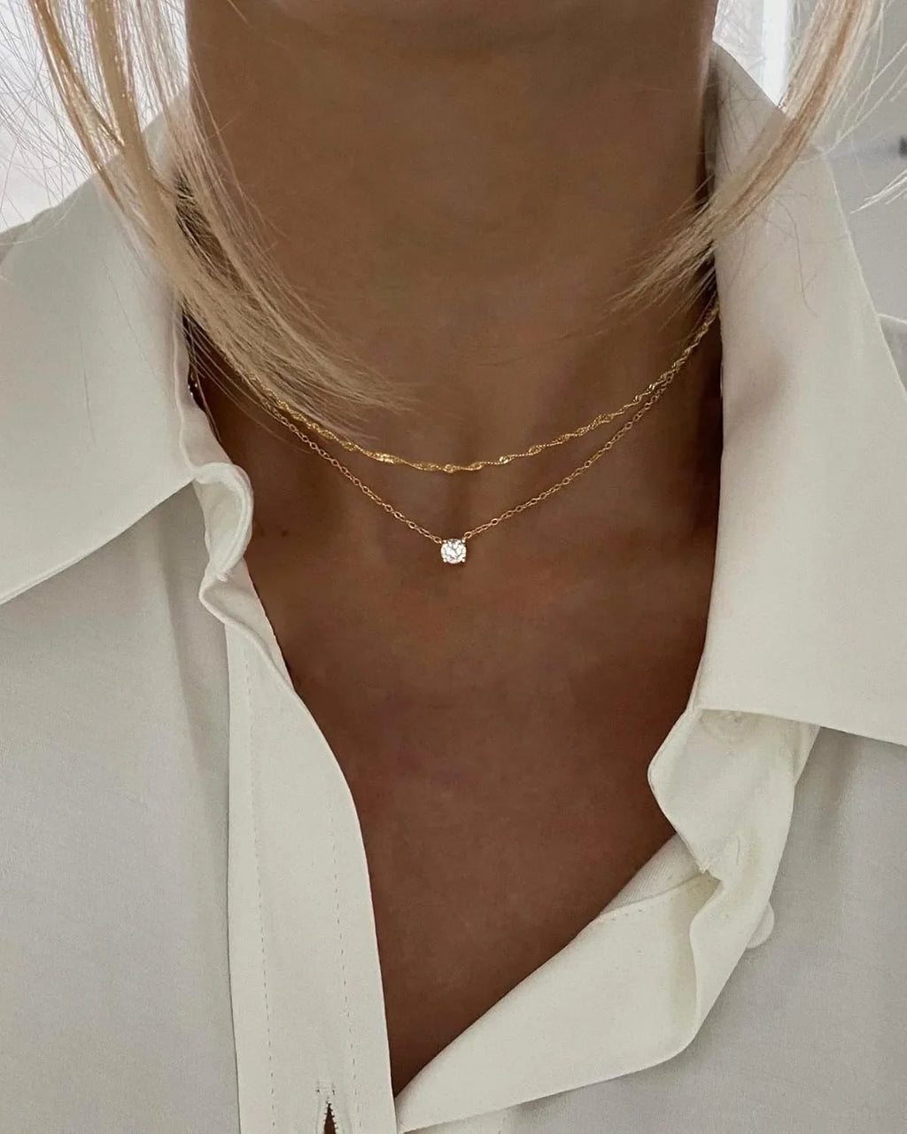 Zircon Round Pendant Necklace