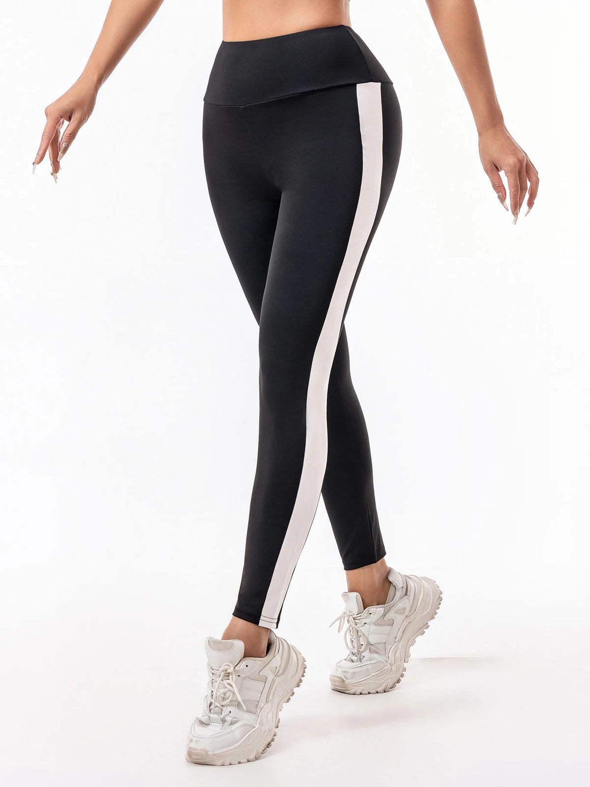 Elastic Letter Print Hip-Lift Leggings