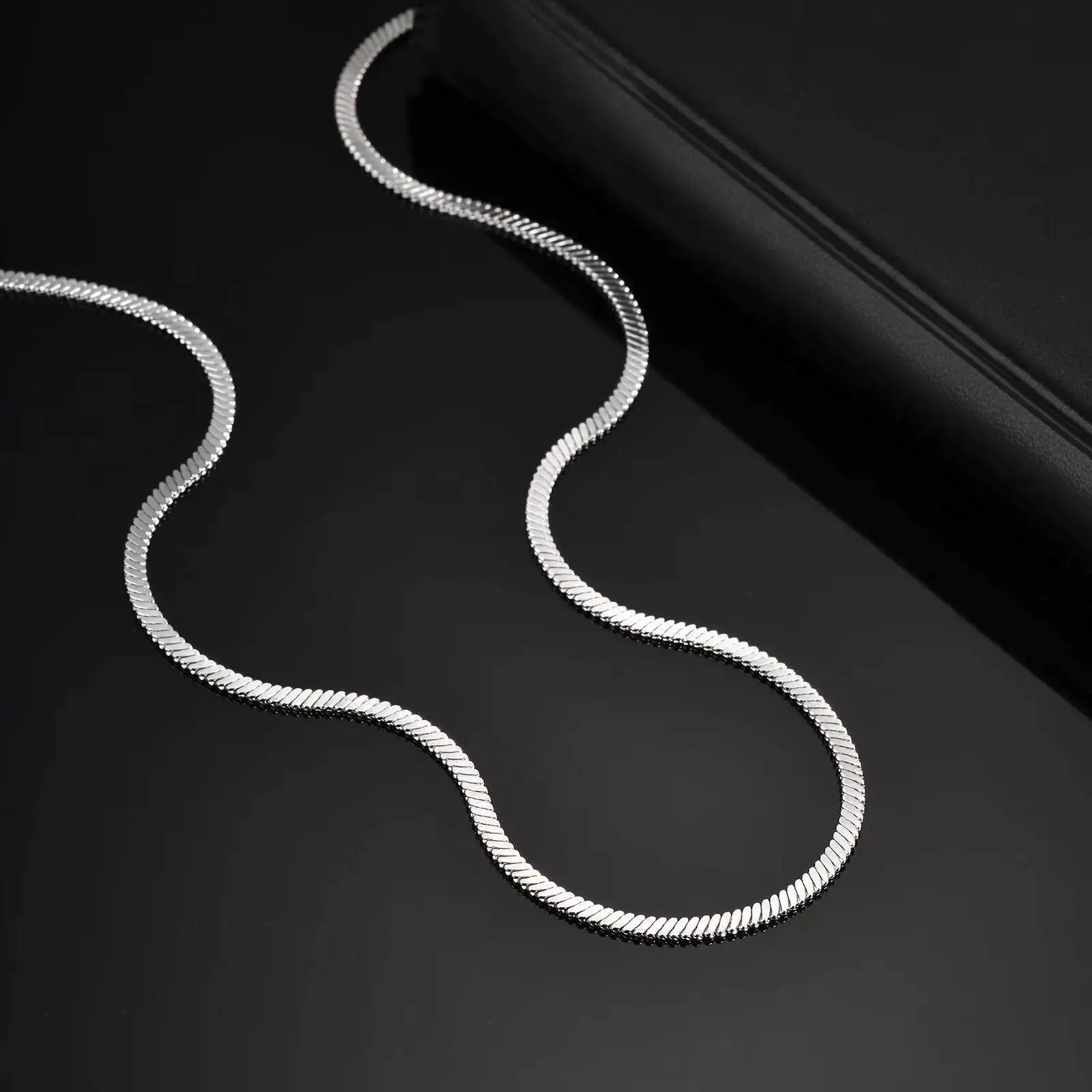 Vnox Flat Snake Necklace