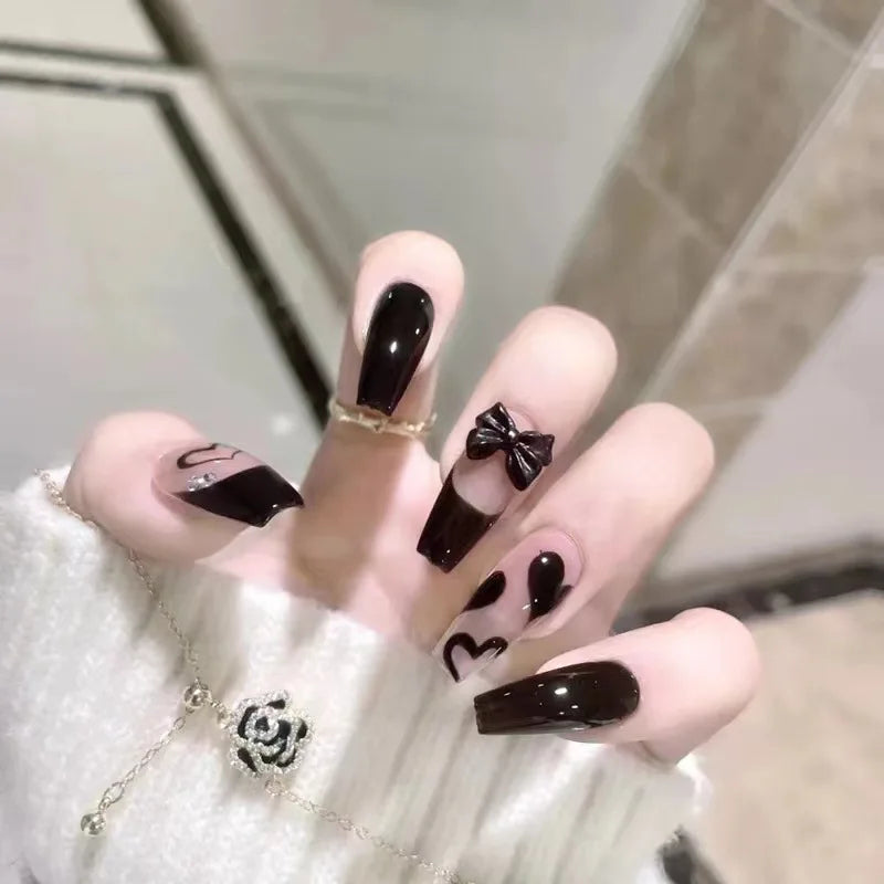 Gradient Wearing Fake Nails Long