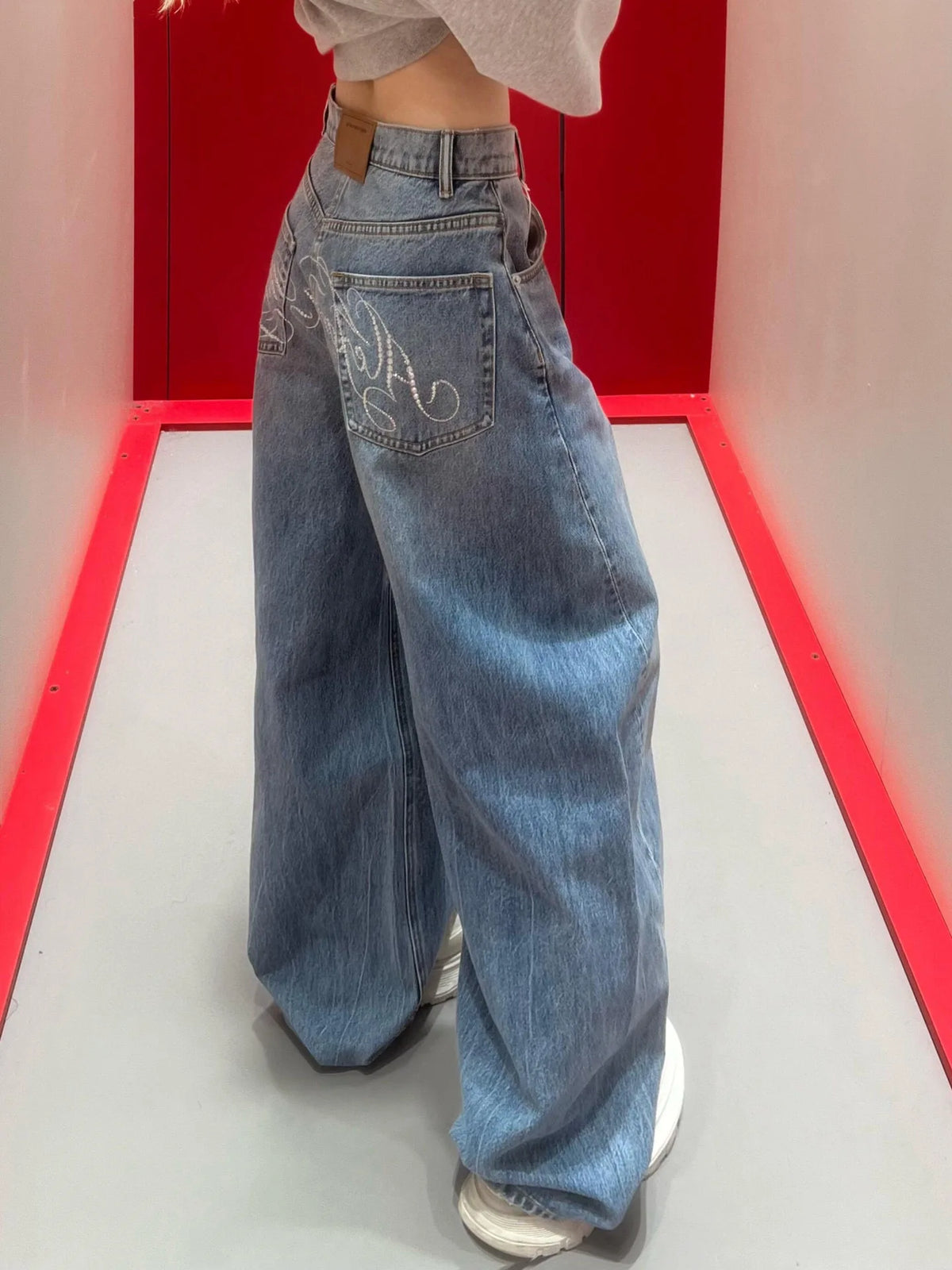 Gradient Wide-Leg Streetwear Jeans