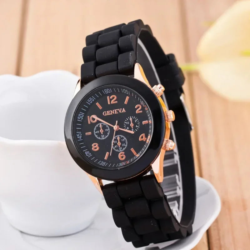 Female Quartz Silicone Strap Watch