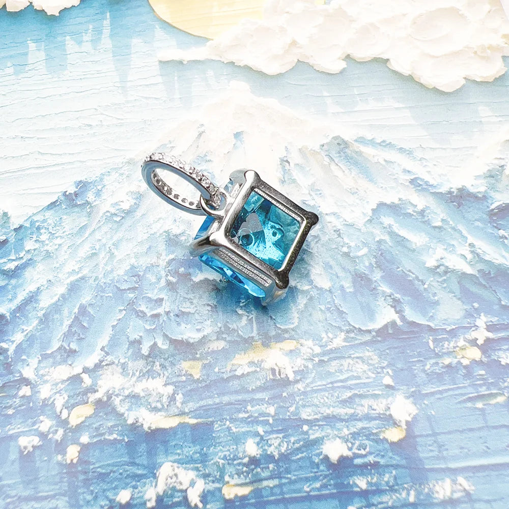 Star Blue Stone Pendant
