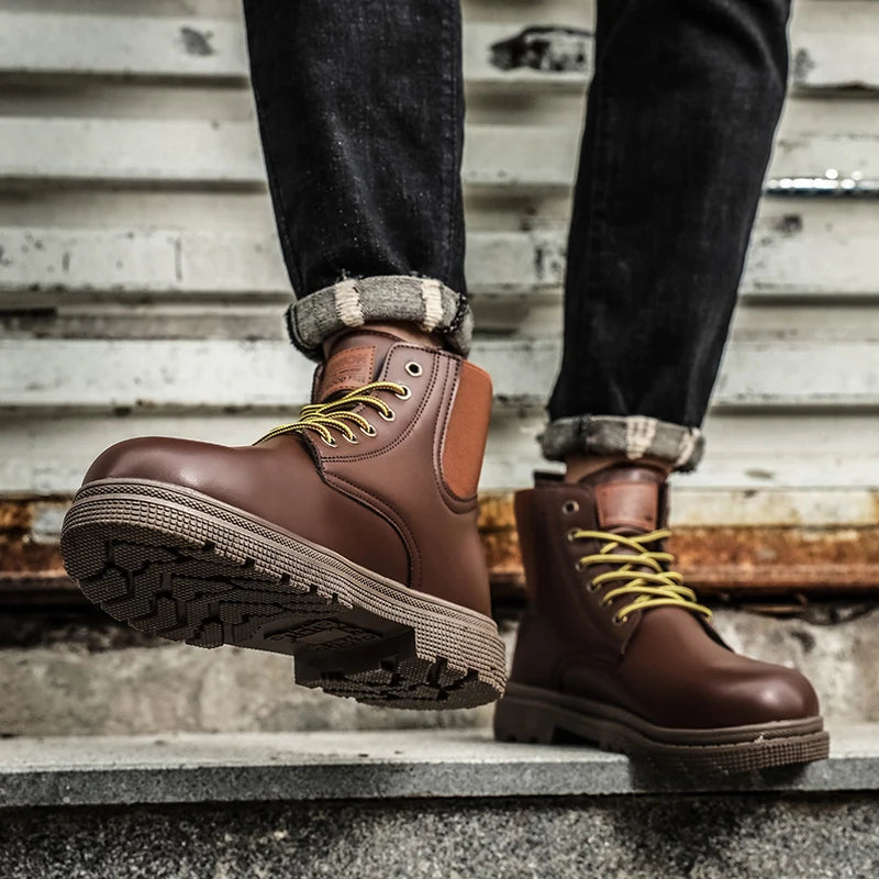 MaiJiaKa Flat-Heel Leather Boots