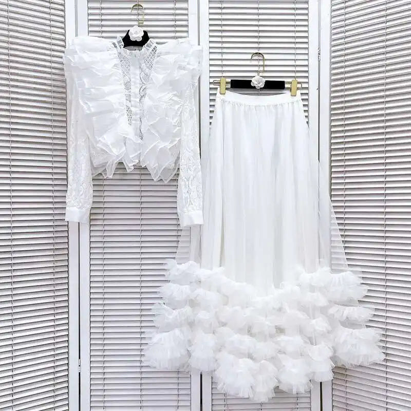 Women’s Hollow Lace Suit