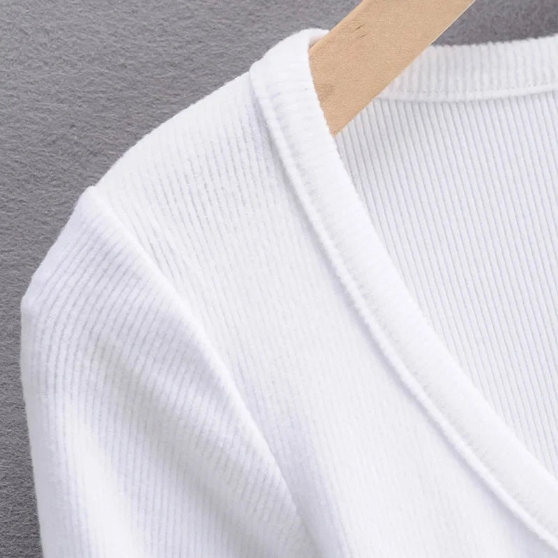 Broadcloth Solid V-Neck True-To-Size Fit Crop Top