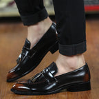 Pointed Fringe Leather Shoes