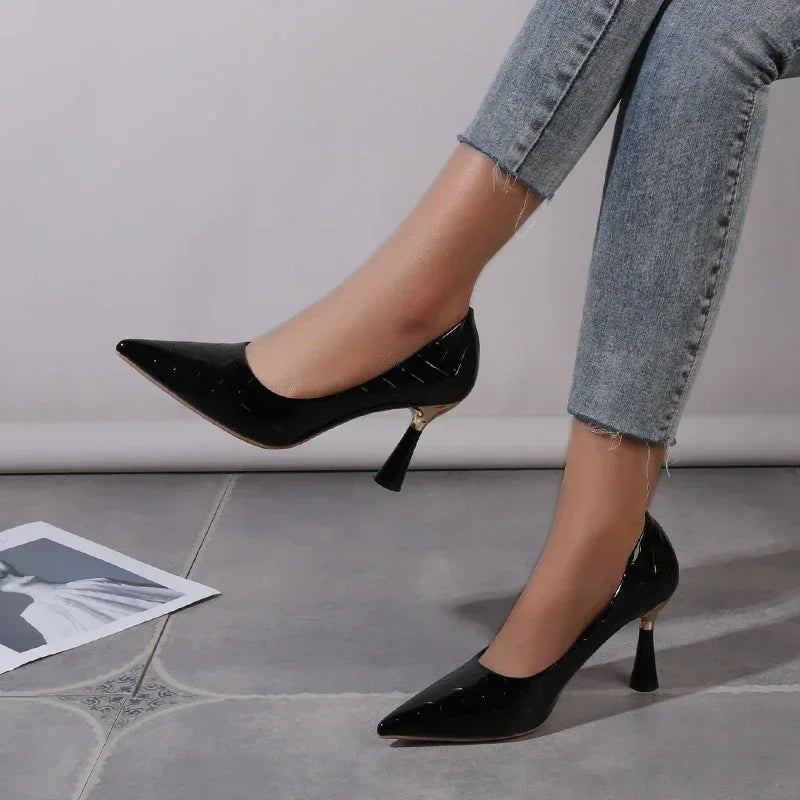Elegant Summer Pointed Heels