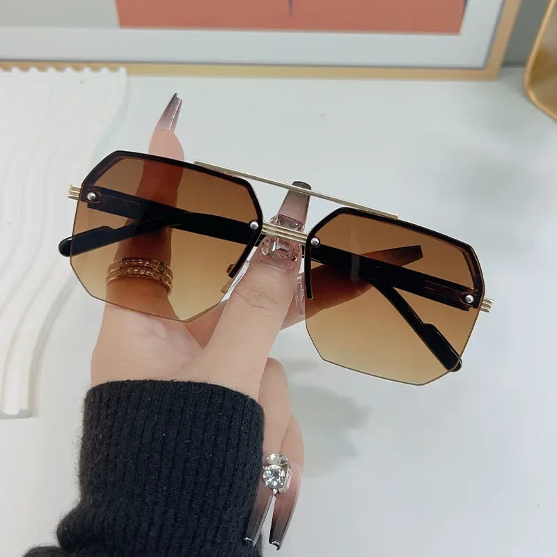 Fashionable Men's Square Sunglasses