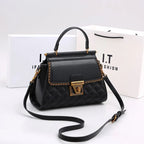 Diamond Grid Small Shoulder Bag