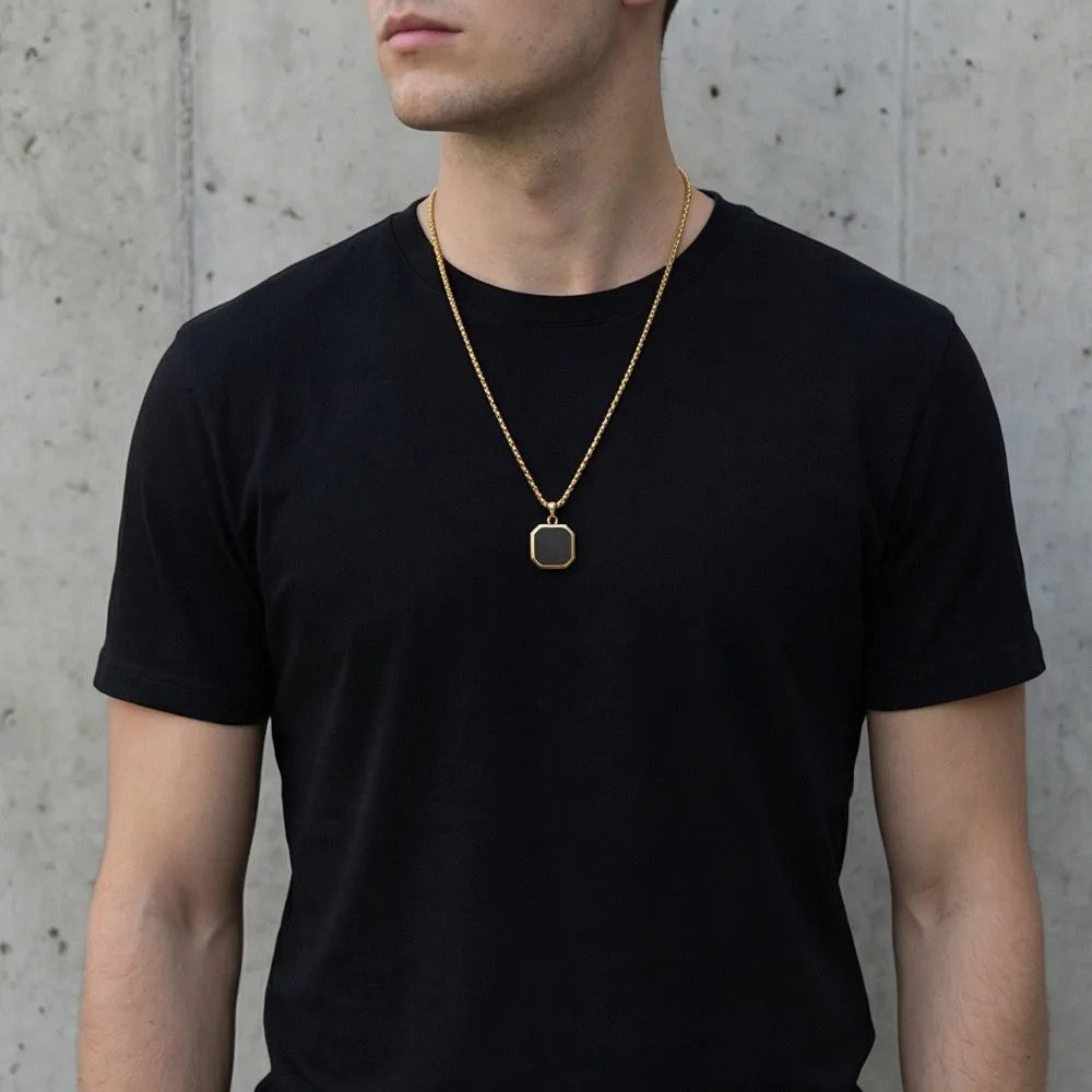 SMALING Black Square Necklace