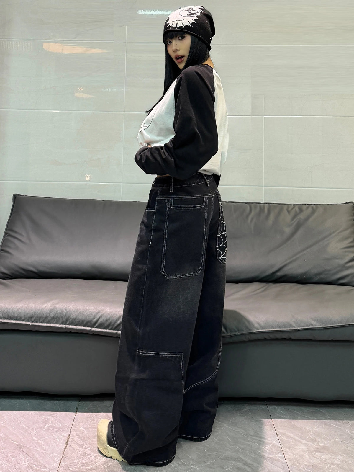 Spider-Web Embroidery Wide-Leg Jeans