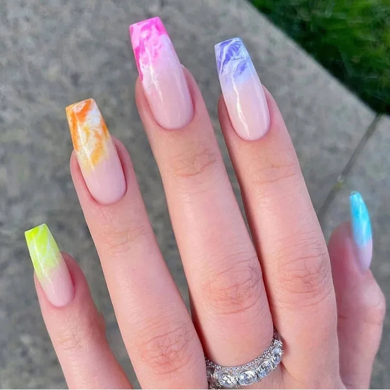 Gradient Wearing Fake Nails Long