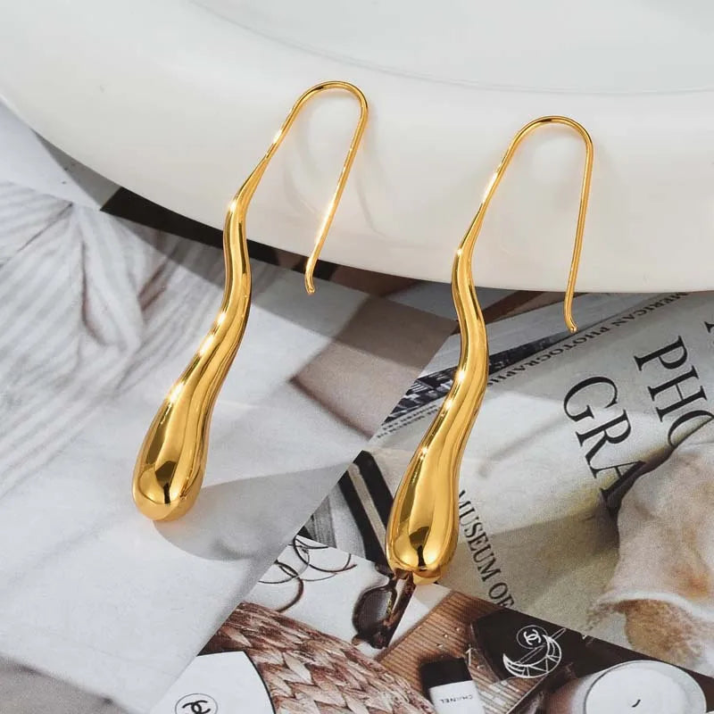 Waterdrop Gold Dangle Earrings