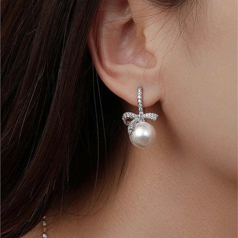 Minimal Silver Round Stud Earrings