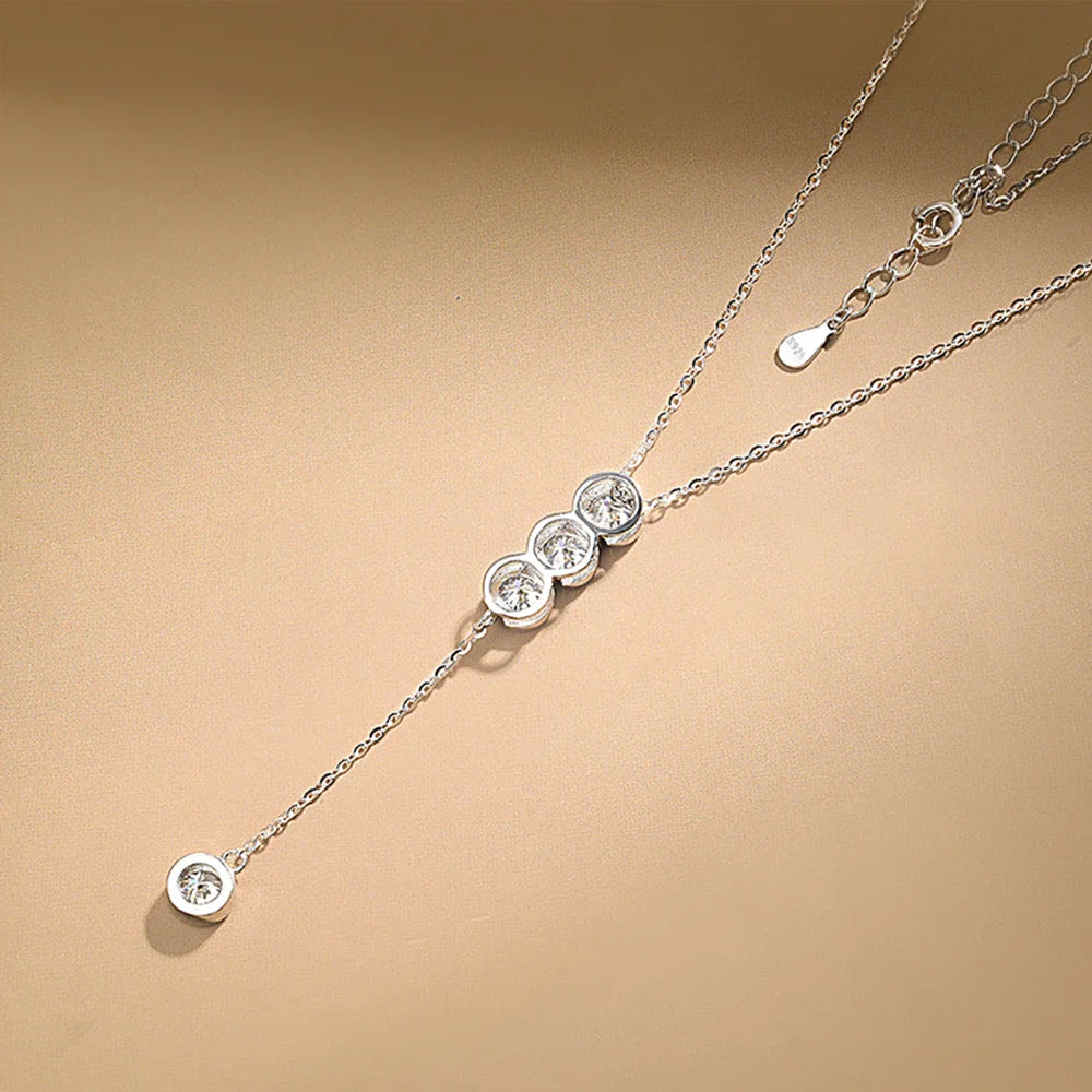 Houtros D Color Moissanite Necklace