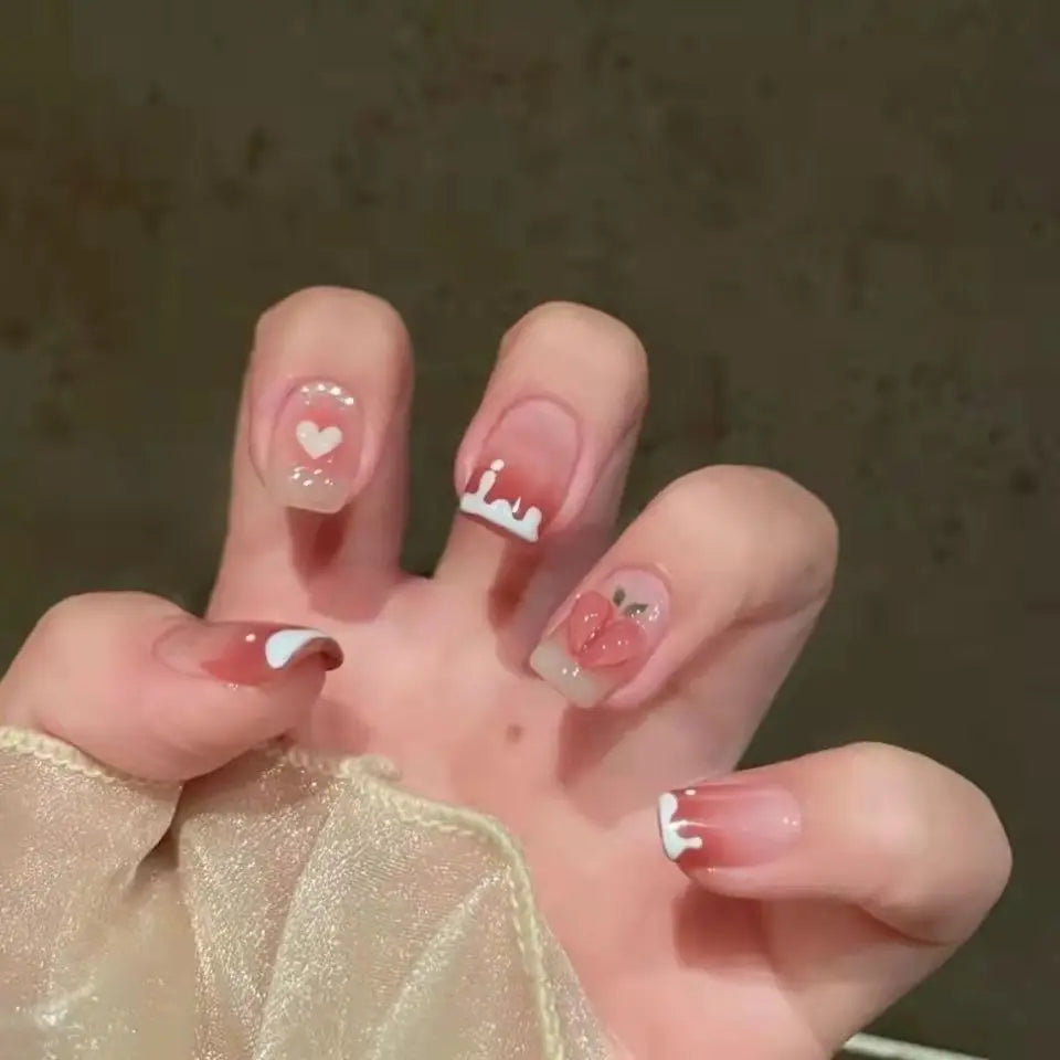 Gradient Wearing Fake Nails Long