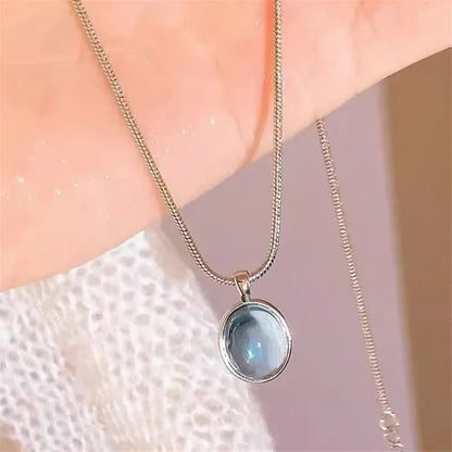Retro Aquamarine Pendant Necklace