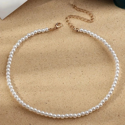 Fashionable Pearl Love Necklace