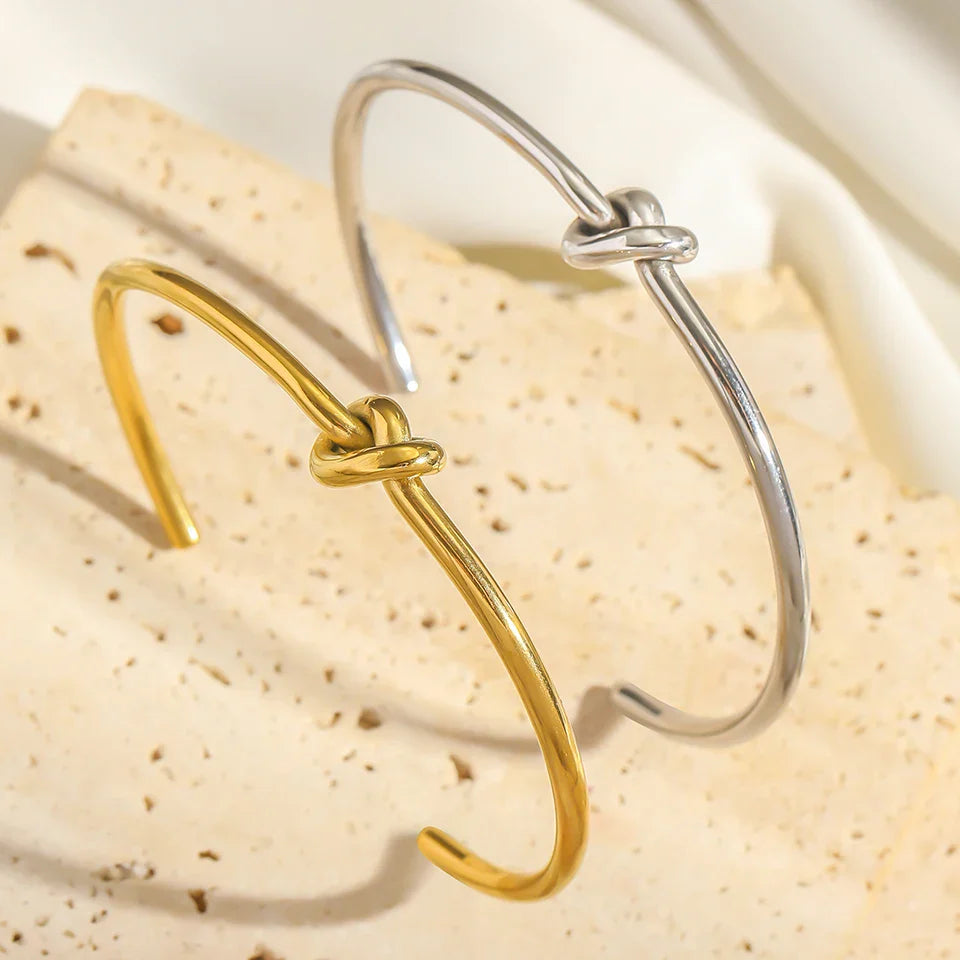 Elegant Round Knot Bracelets