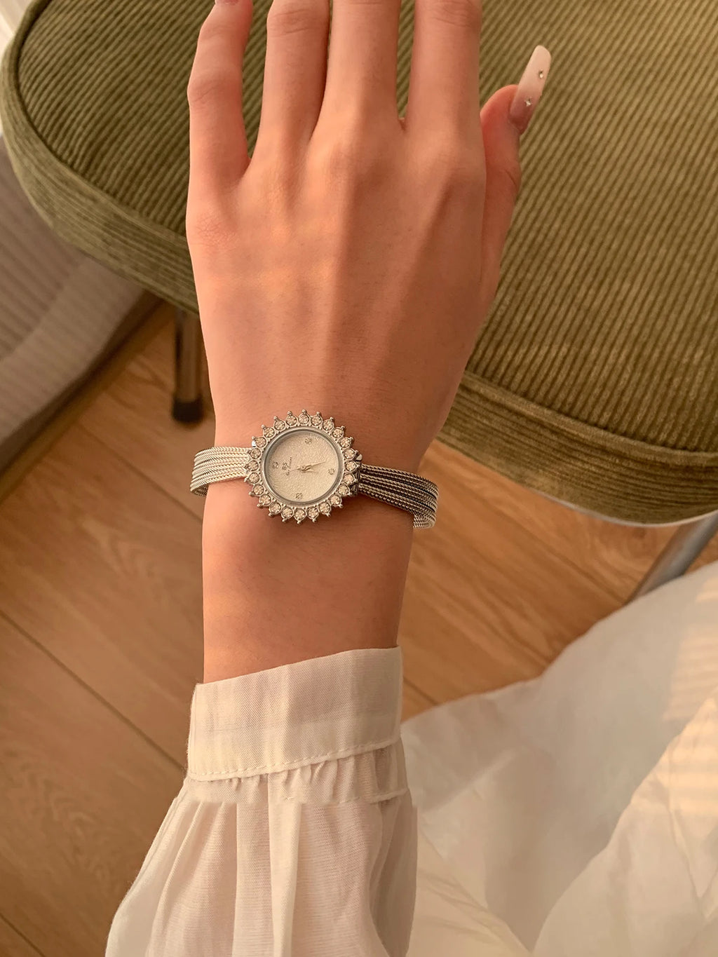 Round Alloy Watch