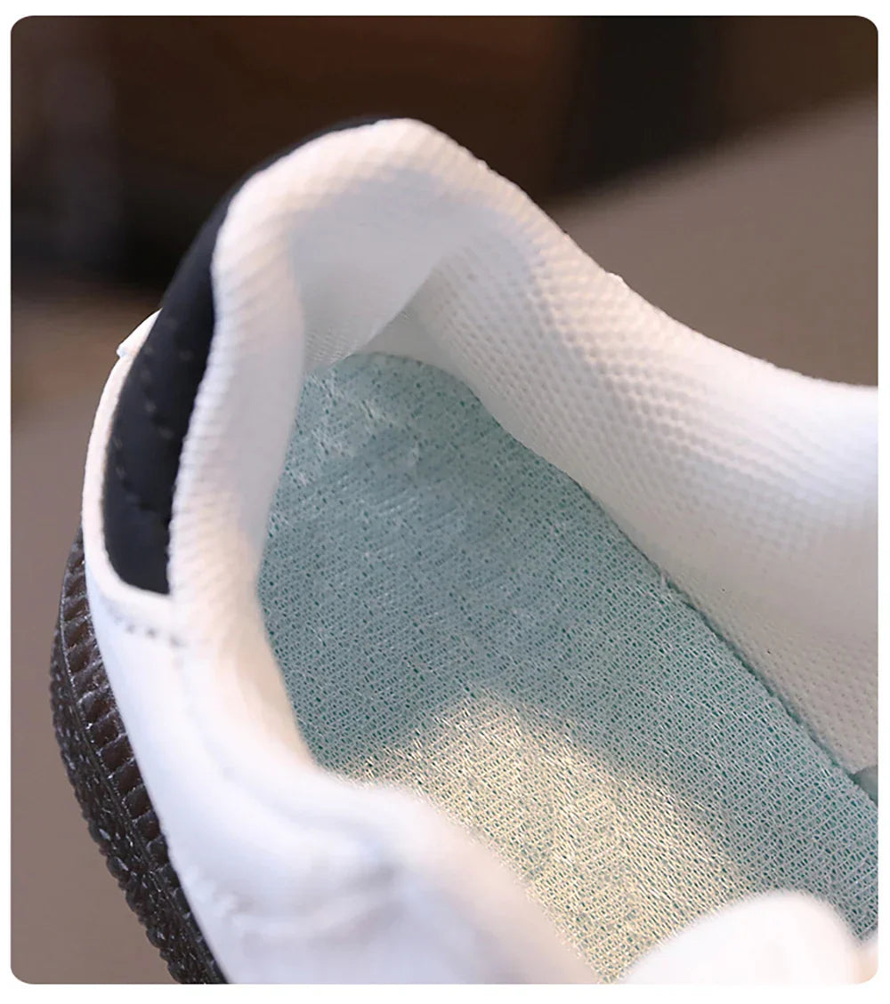 Children’s ergonomic sneakers