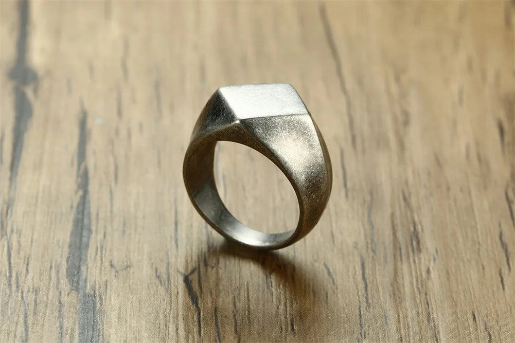 Mprainbow Square Signet Ring