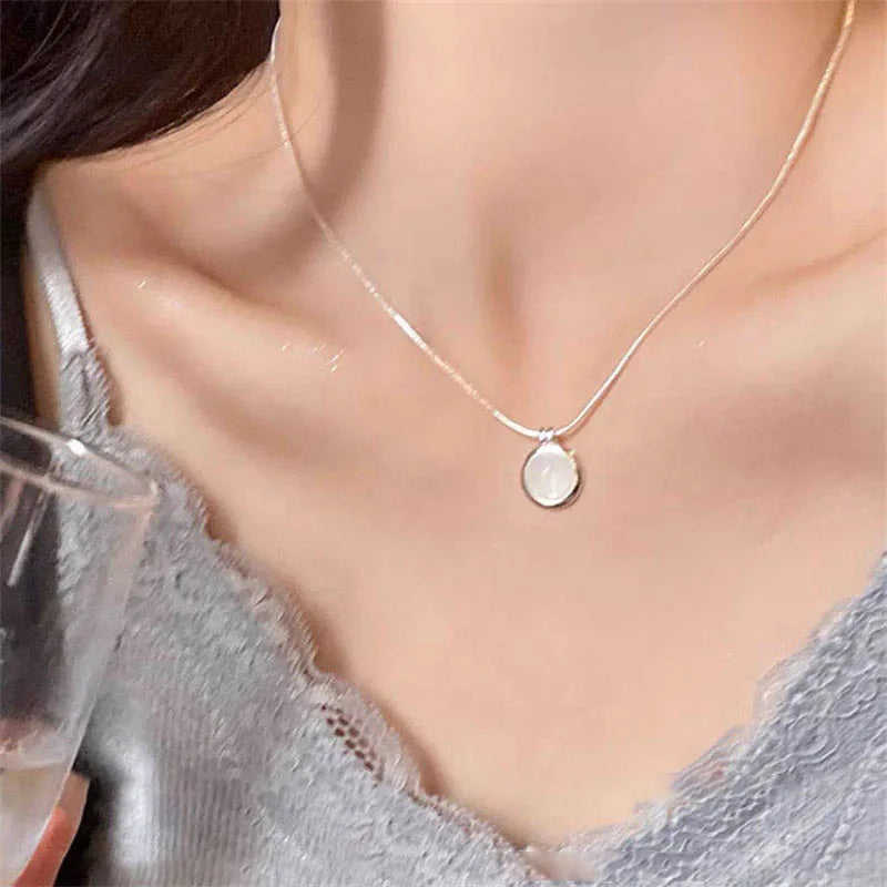Retro Aquamarine Pendant Necklace