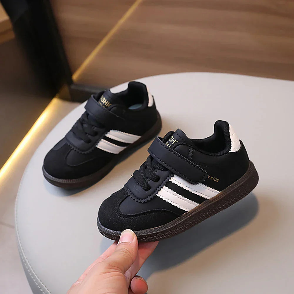 Children’s ergonomic sneakers