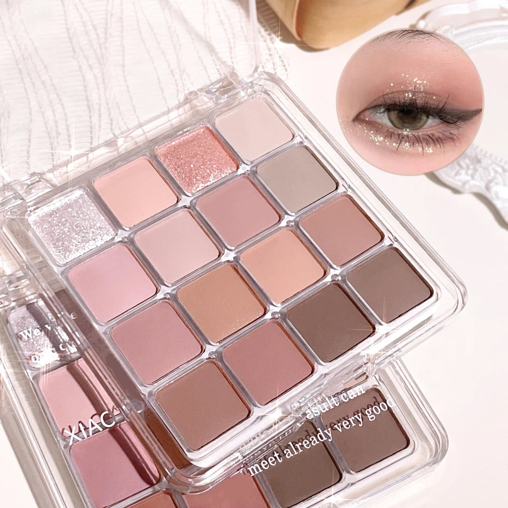 Sixteen-Color Magic Eyeshadow