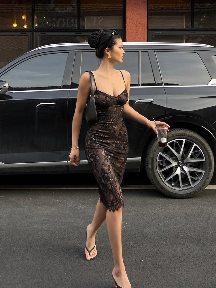 Elegant Lace Strap Bodycon Dress