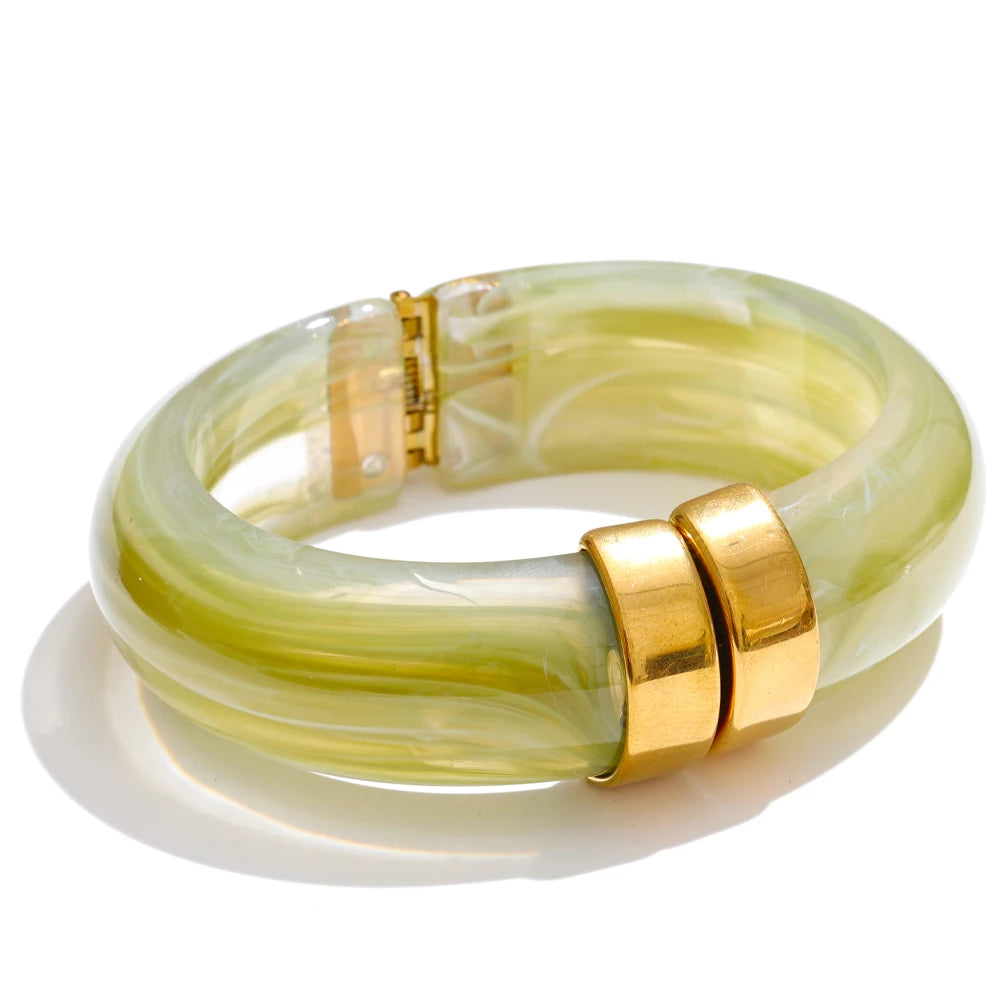 Acrylic Gold Bangle Set