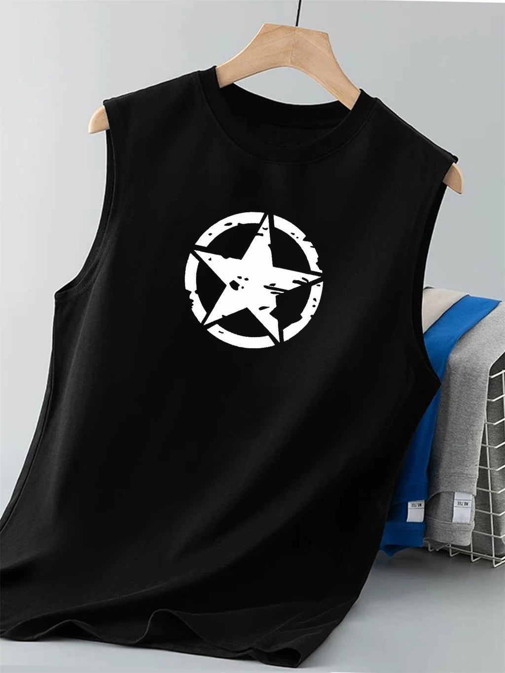 Five-Star Print Round-Neck Vest