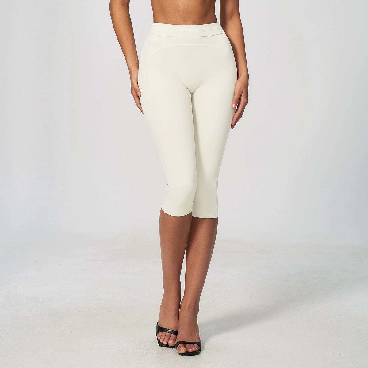 Quick-Dry Loose Capri Yoga Pants