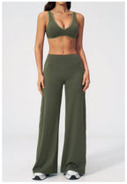 Nylon Striped Sleeveless True-To-Size Fit Two-Piece Yoga Set