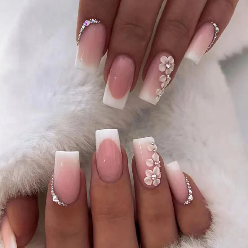 Gradient Wearing Fake Nails Long