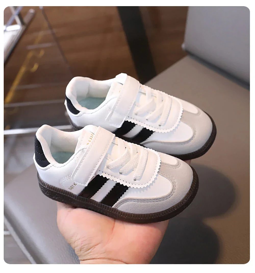 Children’s ergonomic sneakers