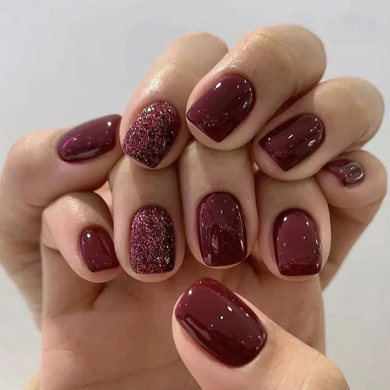 Elegant Short Red Nails