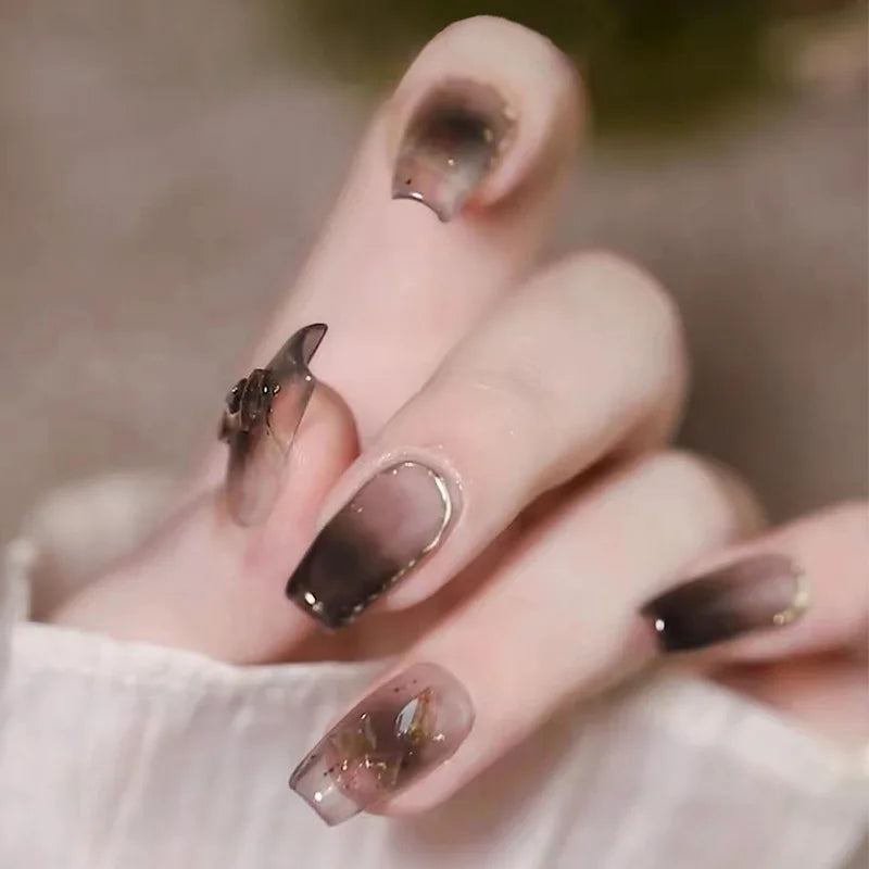 Gradient Wearing Fake Nails Long