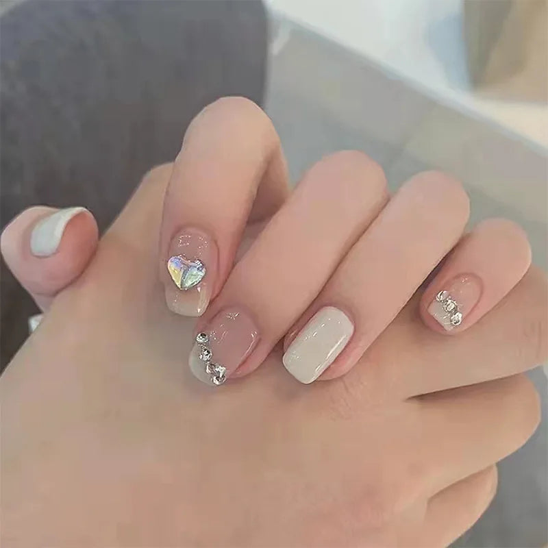 Gradient Wearing Fake Nails Long