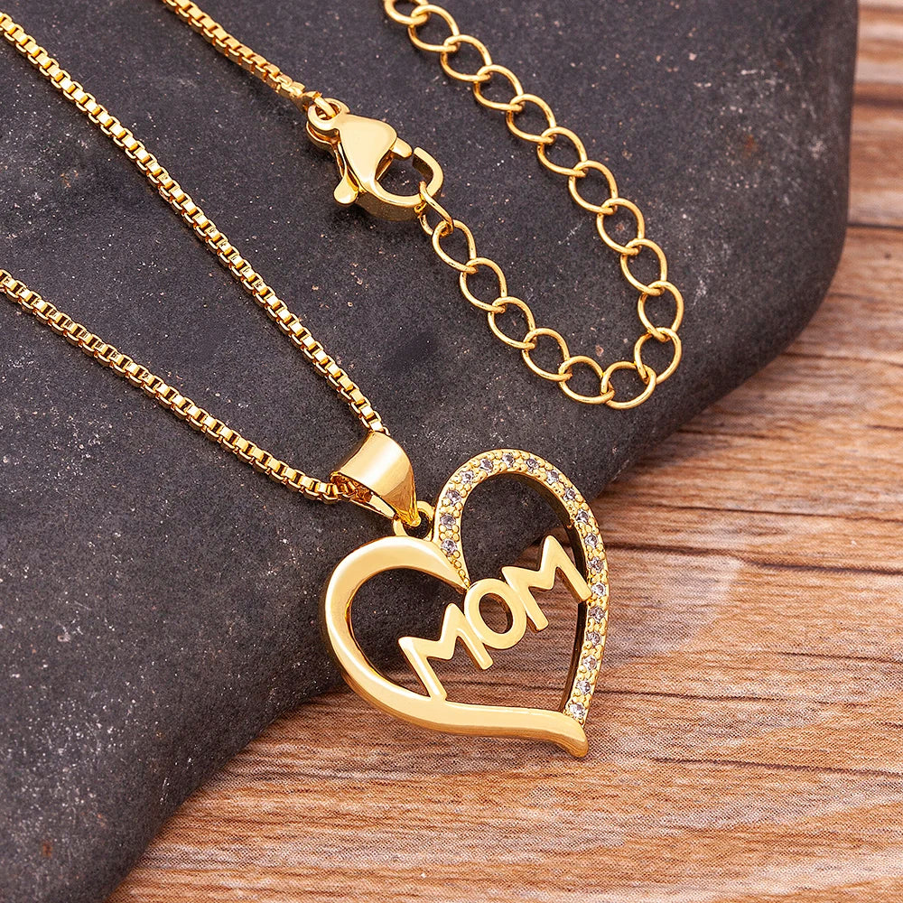 Zircon MOM Heart Necklace